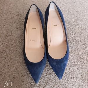 Sample sell Christian Louboutin. Size 7 like new